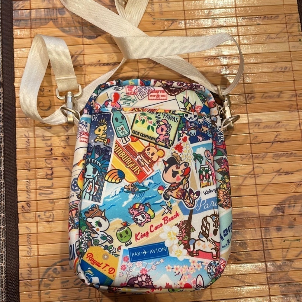 Jujube x Tokidoki mini helix